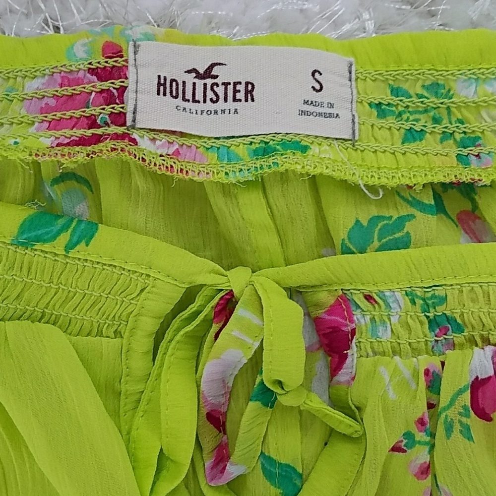 Pretty blouse, from Hollister, small - Picture 4 of 4